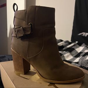 Brown/Beige Ankle Boots